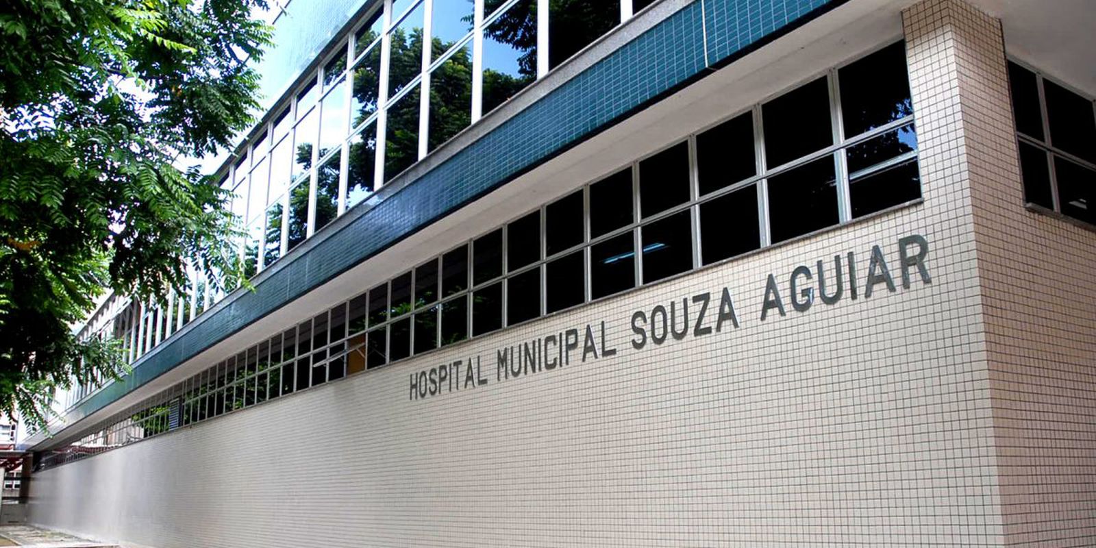 Unidades de saúde do Rio terão placas com textos críticos ao aborto