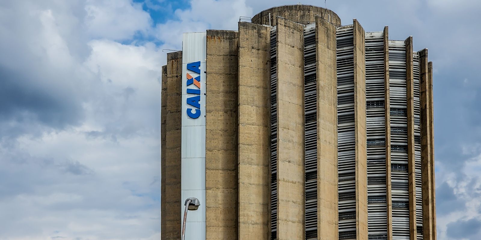 Clientes da Caixa podem dar imóvel em financiamento como garantia