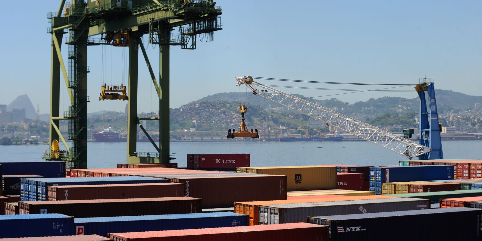 Tarifas dos EUA devem derrubar preços e afetar setores estratégicos