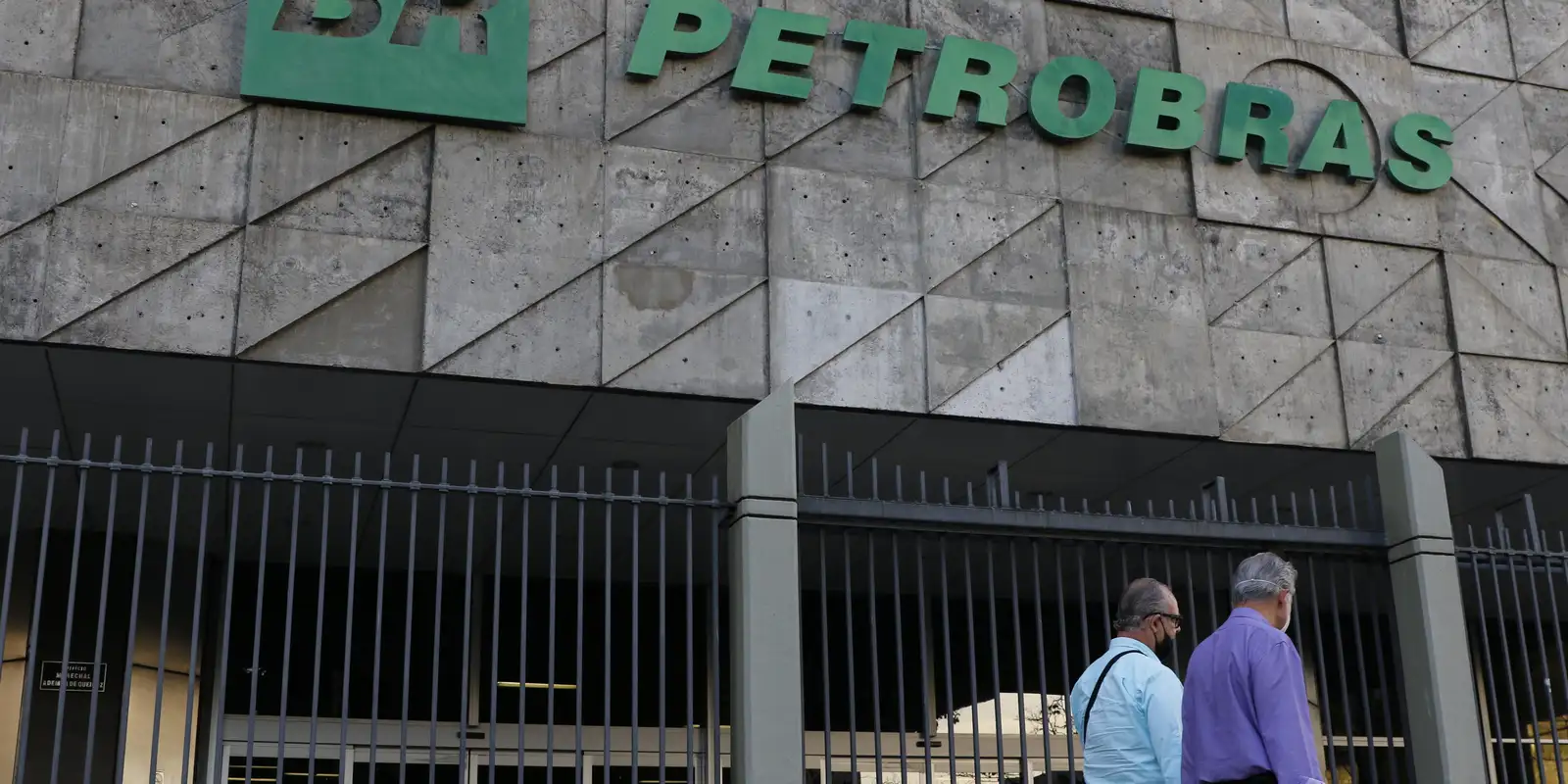 Petrobras aprova pagamento de dividendos a acionistas