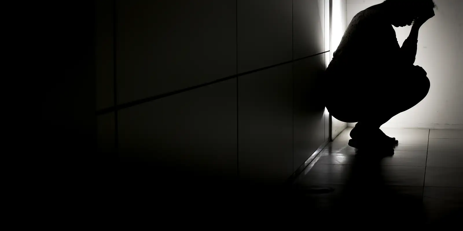 Uma em cada 4 pessoas já pensou em suicídio, alerta pesquisa
