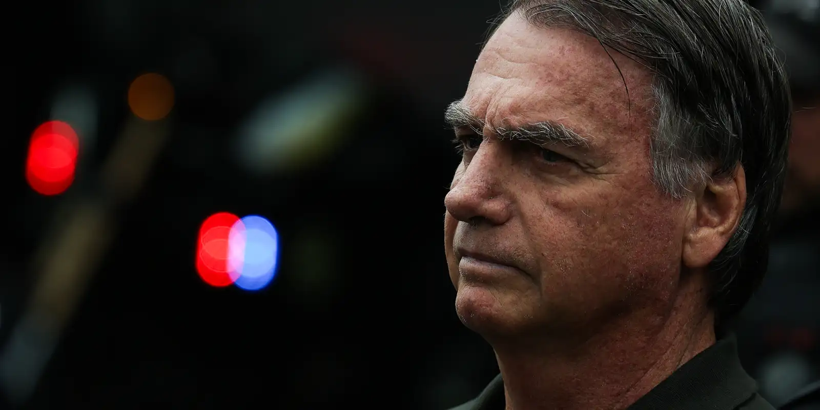 Moraes autoriza Bolsonaro a receber atendimento médico em casa