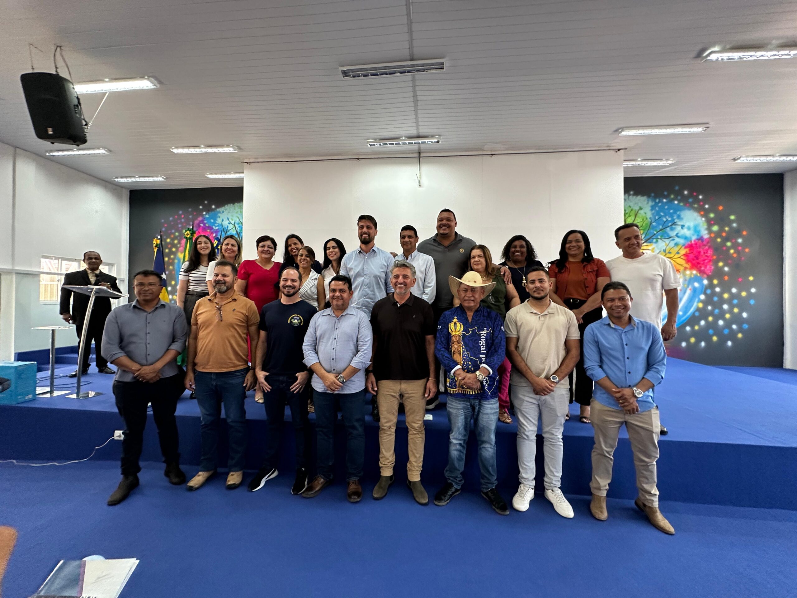 VALPARAÍSO DE GOIÁS FIRMA CONTRATO COM O INSTITUTO VERBENA DA UFG PARA REALIZAÇÃO DO CONCURSO PÚBLICO MUNICIPAL