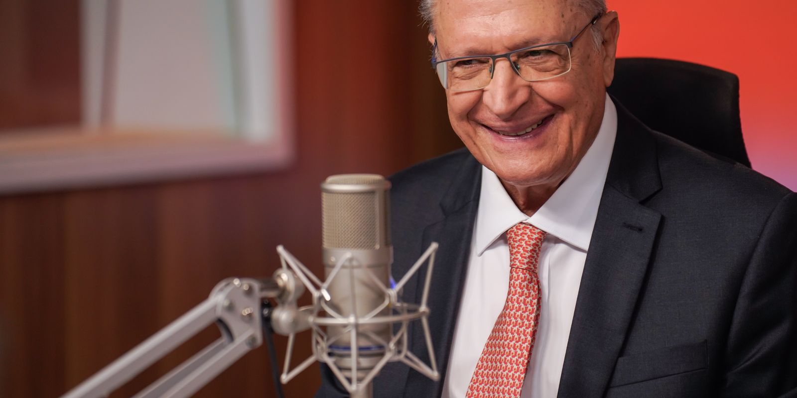 Alckmin conversa por telefone com vice-presidente da China