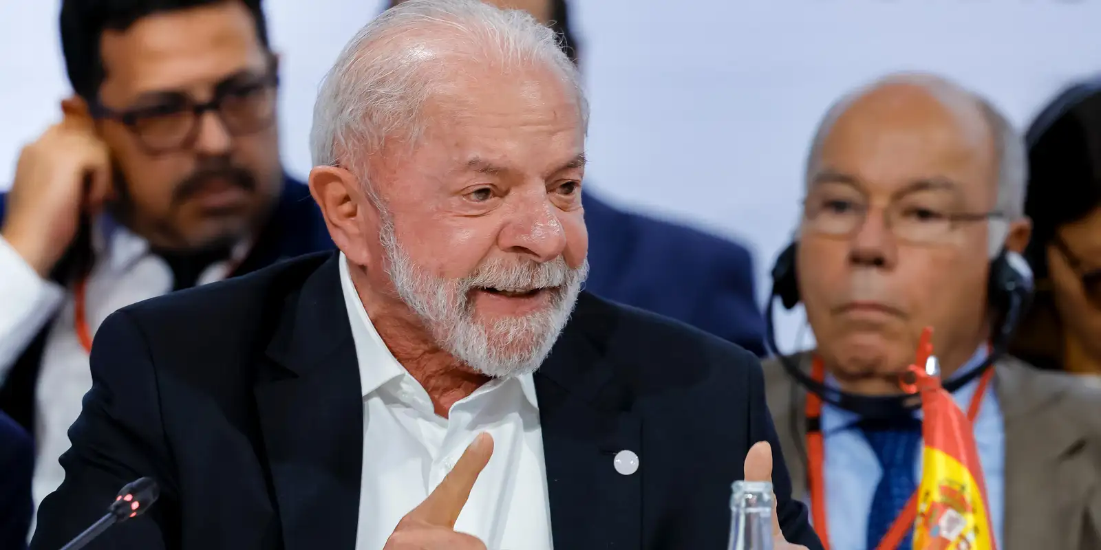 Lula defende fim da 6×1 e diz que ganhos não podem valer só para ricos